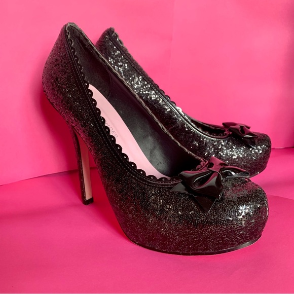 LEG AVENUE Black Glitter Pin Up Heels Cosplay Halloween Costume - Picture 1 of 6
